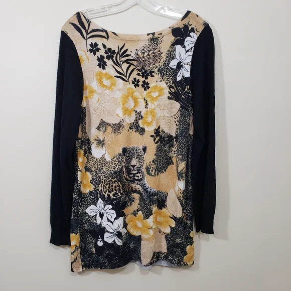 Red - cheetah & floral print long ribbed sweater woman's size medium - Picture 6 of 7